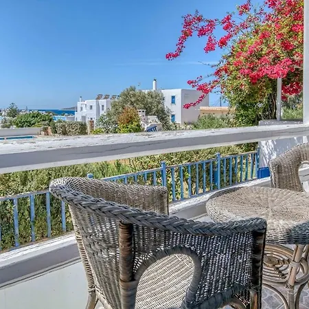 Casa Lina Large Apartment, Access * Parikia (Paros)